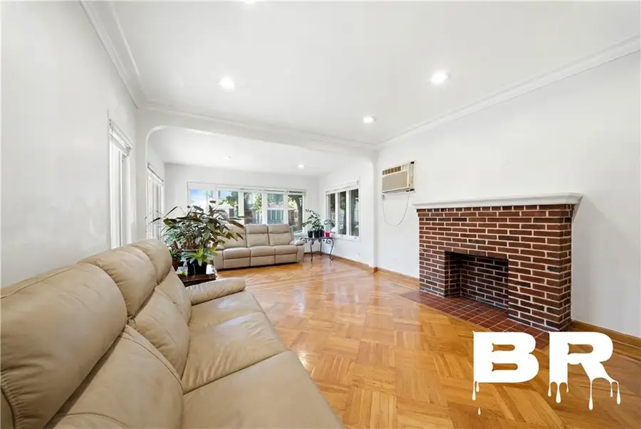 1917 East 26th Street, Brooklyn, NY 11229 - #3