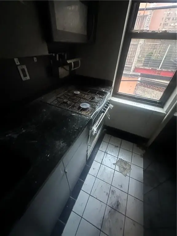 208 East 70th Street #6E, New York, NY 10021 - #3