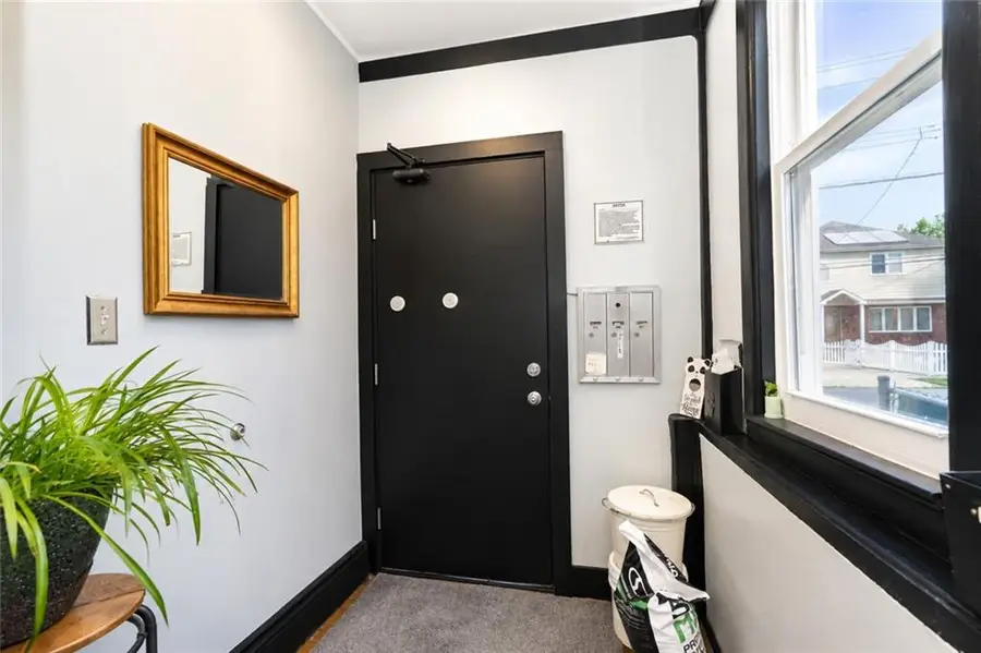 112 Laconia Avenue, Staten Island, NY 10305 - #3