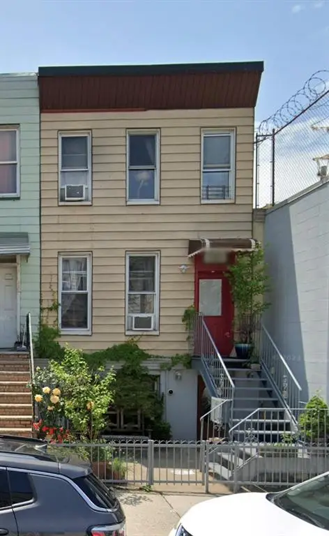 320 42nd Street, Brooklyn, NY 11232