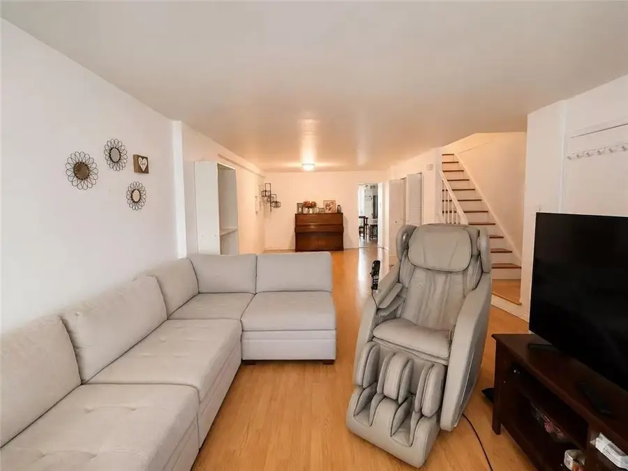 8 Field Street, Staten Island, NY 10314 - #3