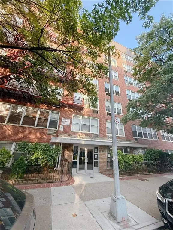 1801 Ocean Avenue #3L, Brooklyn, NY 11230