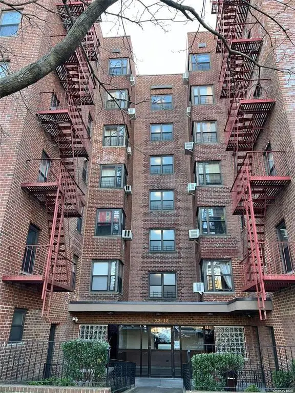 3240 89th Street #611, East Elmhurst, NY 11369