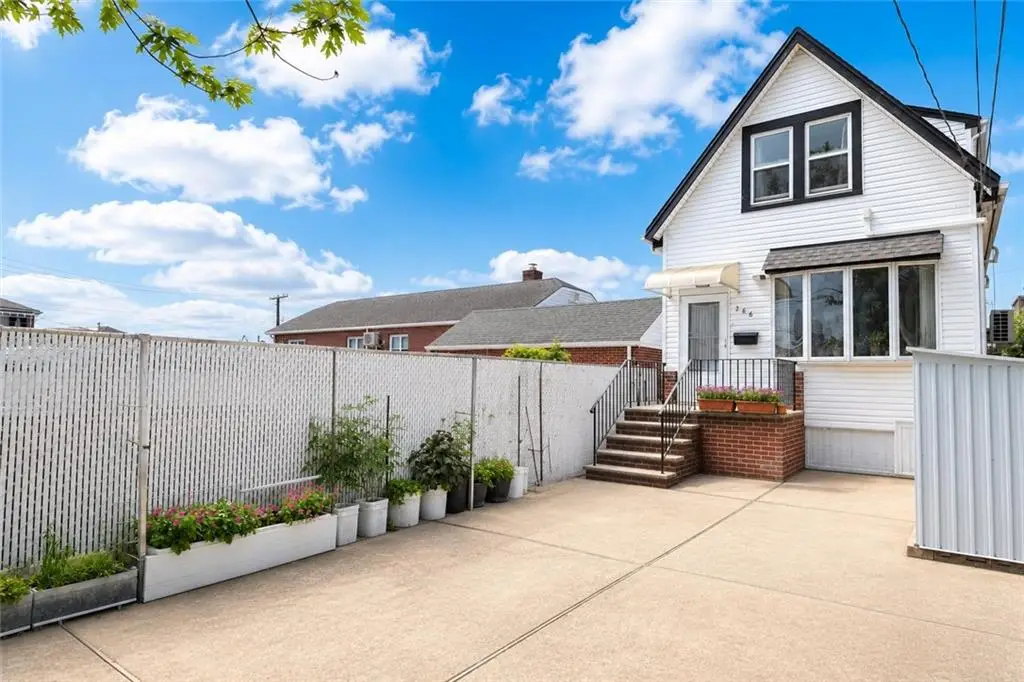 266 Kensington Avenue, Staten Island, NY 10305 - #1