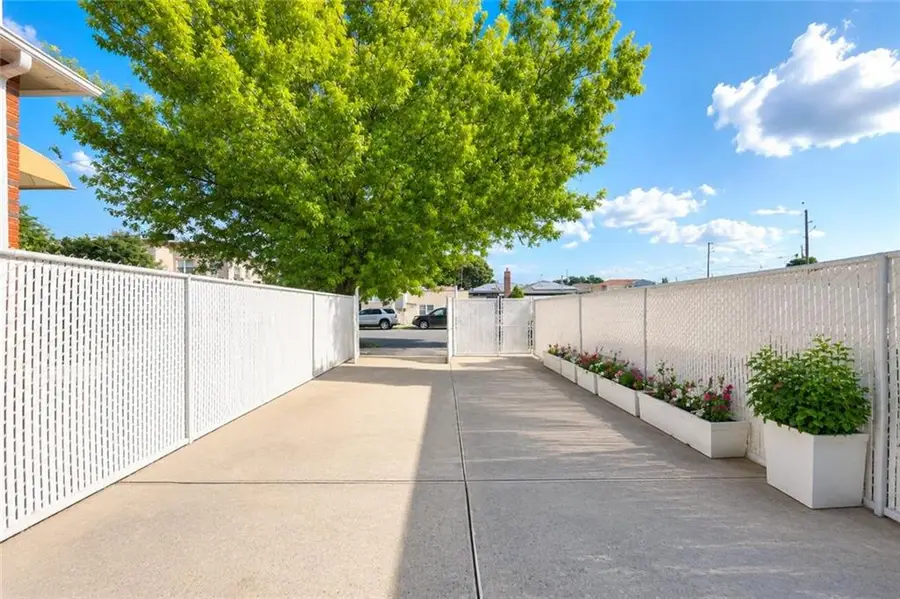 266 Kensington Avenue, Staten Island, NY 10305 - #2