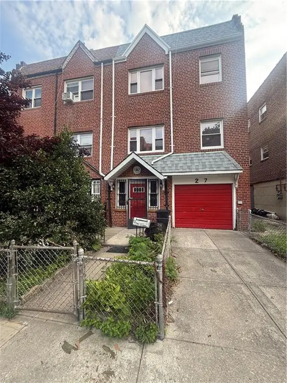 27 Cass Place, Brooklyn, NY 11235