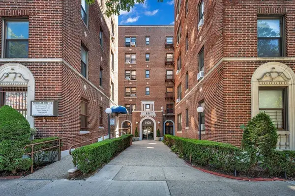 7401 4th Avenue #E7, Brooklyn, NY 11209