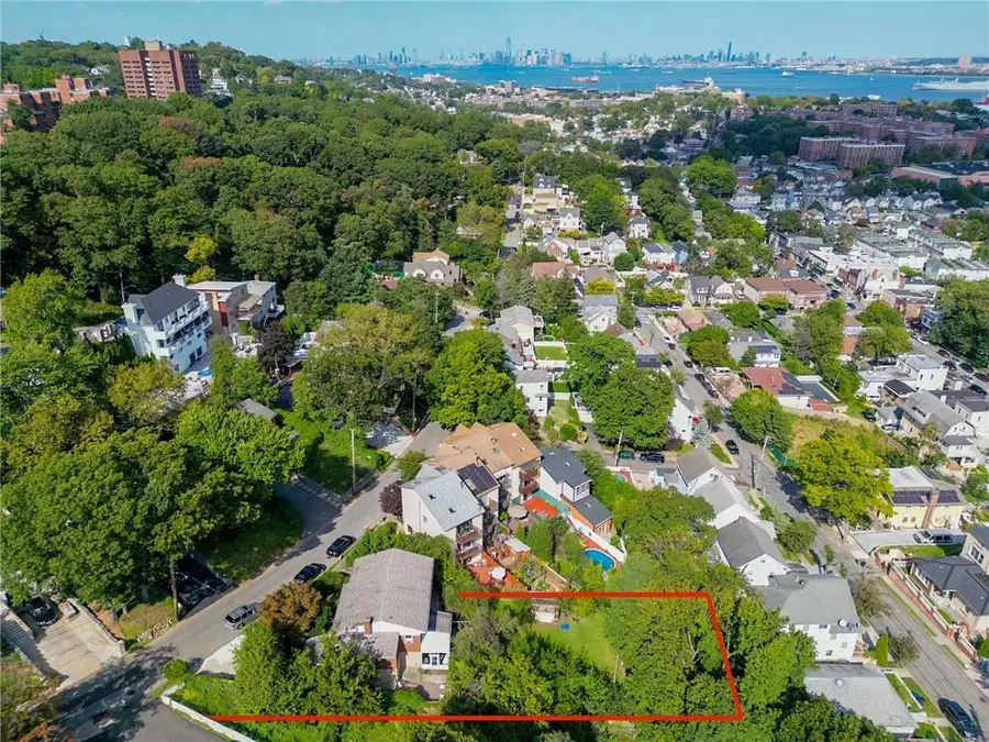 96 Longview Road, Staten Island, NY 10304 - #3