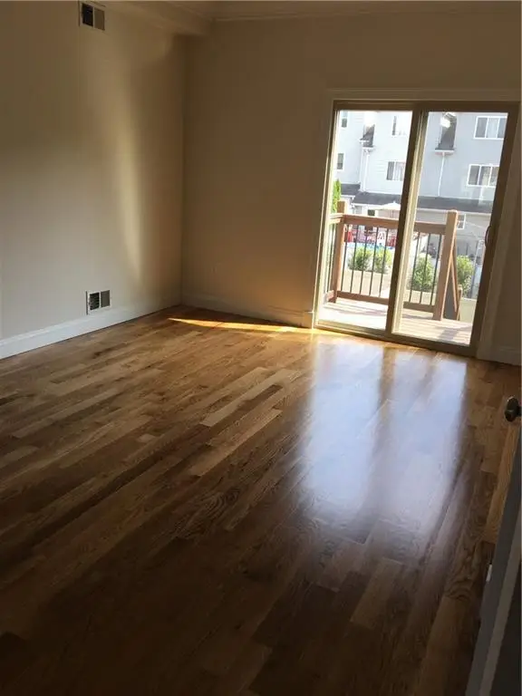 208 Roman Avenue Se, Staten Island, NY 10314 - #3