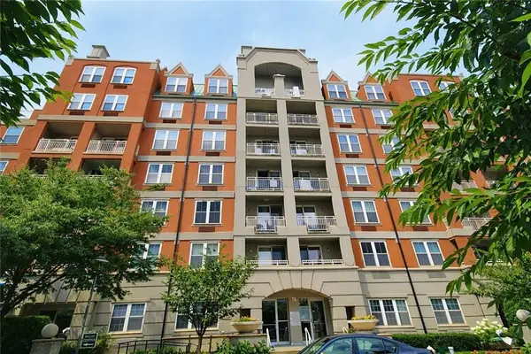 75 Oceana Drive East #1H, Brooklyn, NY 11235
