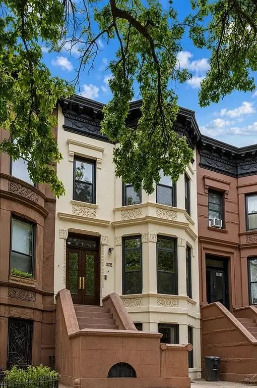 208 Lincoln Road, Brooklyn, NY 11225 - #1