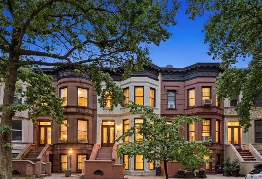 208 Lincoln Road, Brooklyn, NY 11225 - #2