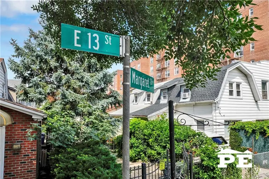 17 Margaret Court, Brooklyn, NY 11235 - #2