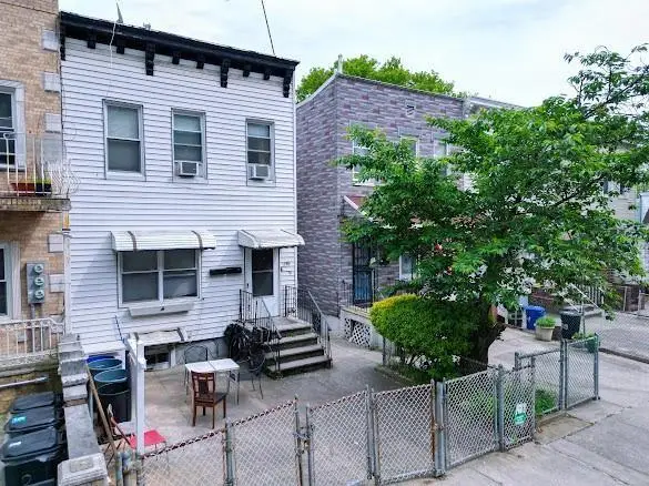 203 Gelston Avenue, Brooklyn, NY 11209 - #2