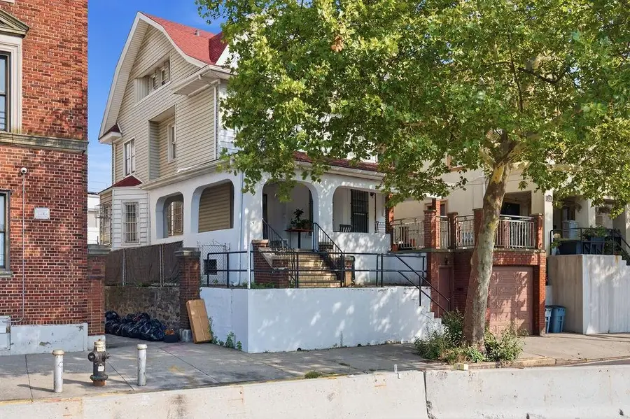 8210 Fort Hamilton Parkway, Brooklyn, NY 11209 - #3
