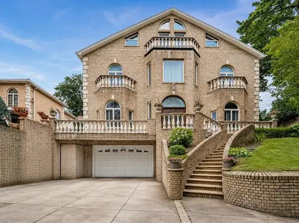 1059 84th Street, Brooklyn, NY 11228