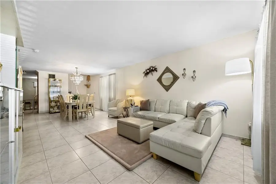 177 Lorraine Loop, Staten Island, NY 10309 - #2