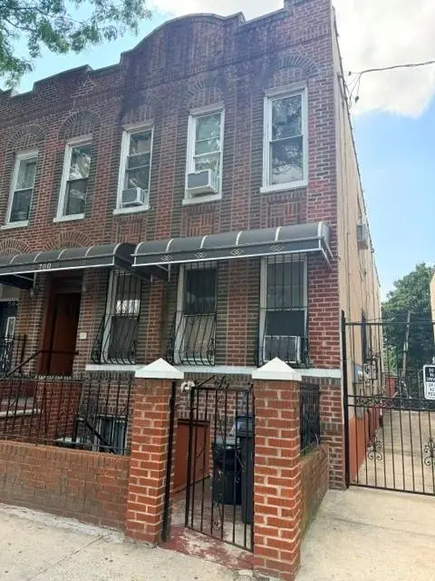 700 Pennsylvania Avenue, Brooklyn, NY 11207 - #1