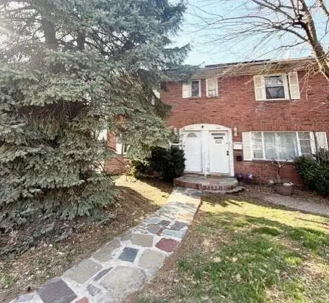 1051 Victory Boulevard, Staten Island, NY 10301 - #1