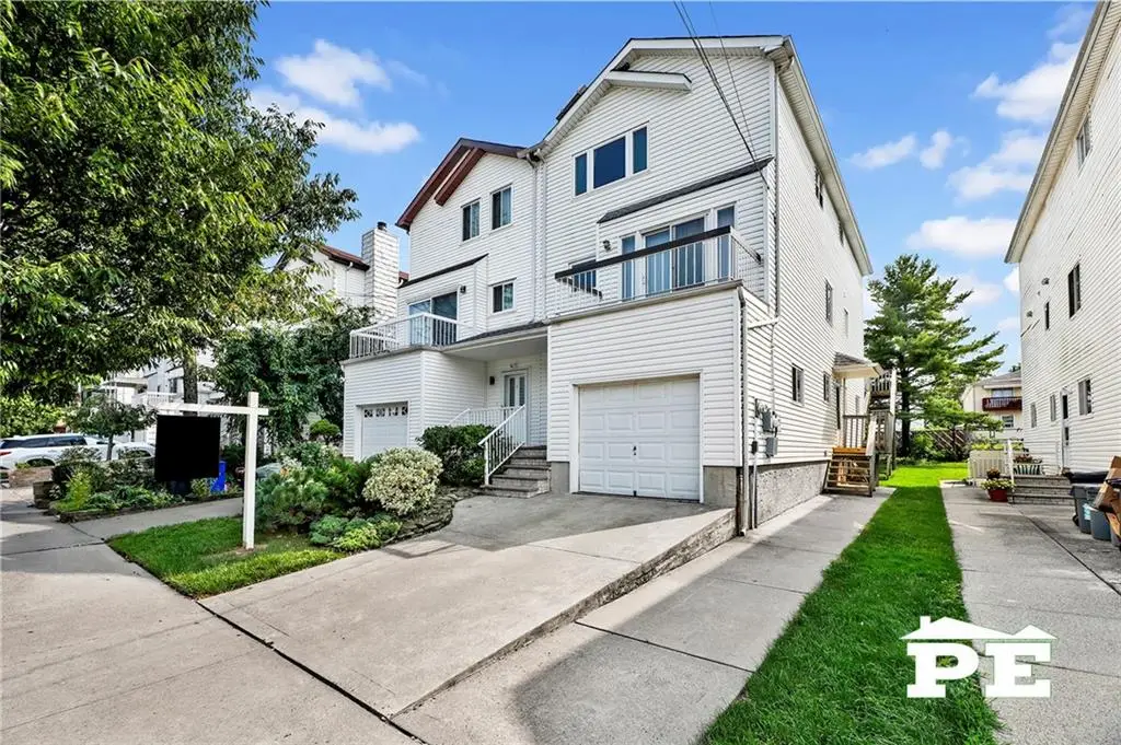 498 Travis Avenue, Staten Island, NY 10314 - #1