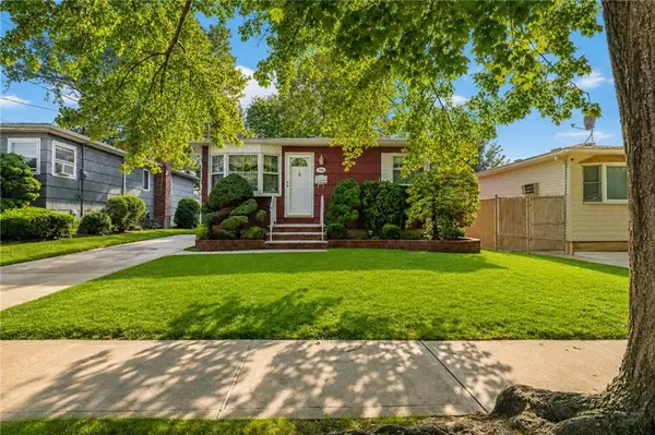 310 Pacific Avenue, Staten  Island, NY 10312