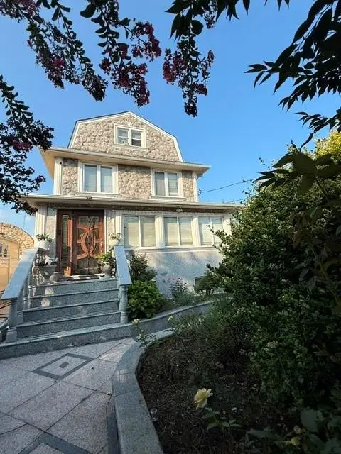 4293 Richmond Avenue, Staten Island, NY 10312 - #2