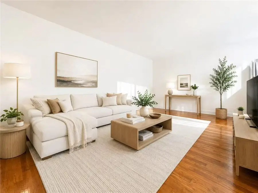 85-11 34th Avenue #3H, Jackson Heights, NY 11372 - #3