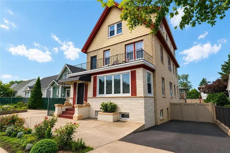 112 Laconia Avenue, Staten Island, NY 10305 - #3