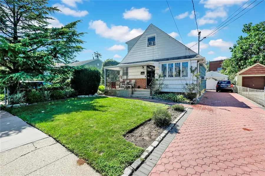 1537 Madison Street, Elmont, NY 11003 - #2