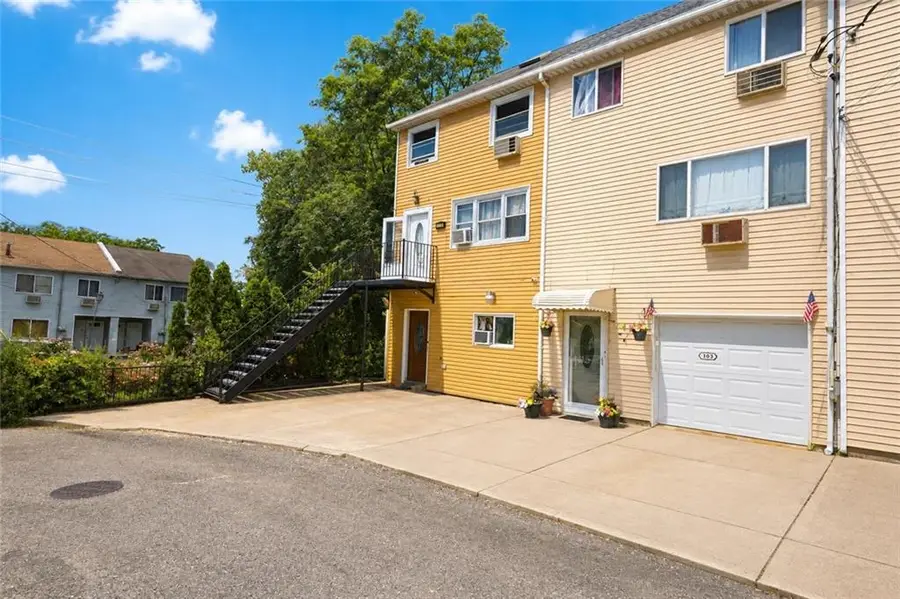 103 Clark Lane, Staten Island, NY 10304 - #2