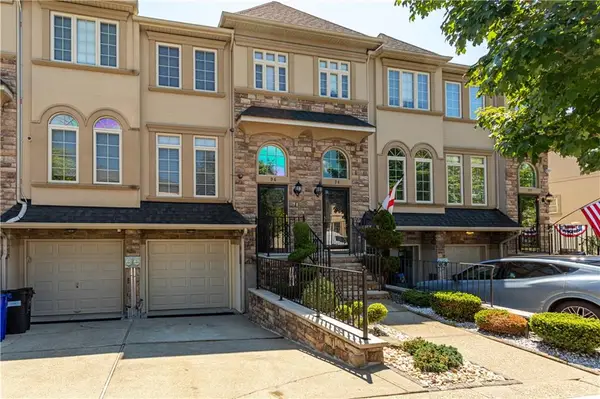 96 Sweetgum Lane, Staten  Island, NY 10314