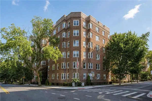 9281 Shore Road #504, Brooklyn, NY 11209