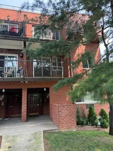 85-28 Dumont Avenue #11B, Ozone Park, NY 11417 - #1