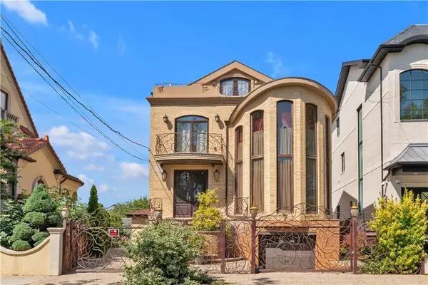 7 Whitman Drive, Brooklyn, NY 11234