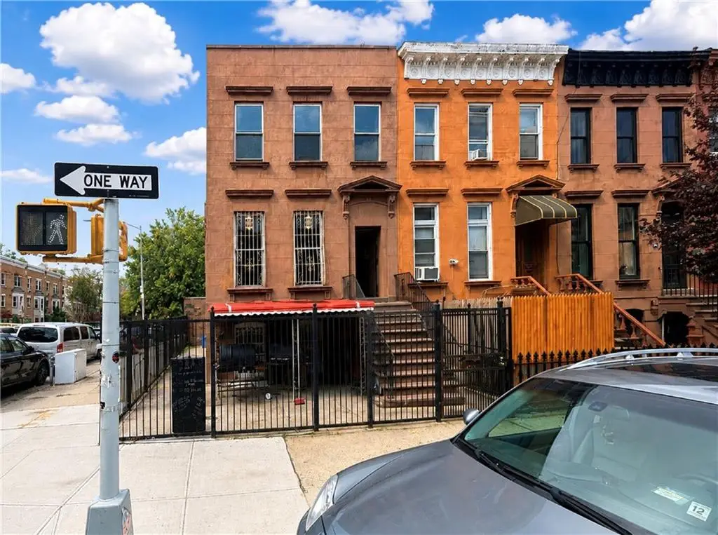 104 Albany Avenue, Brooklyn, NY 11213 - #1