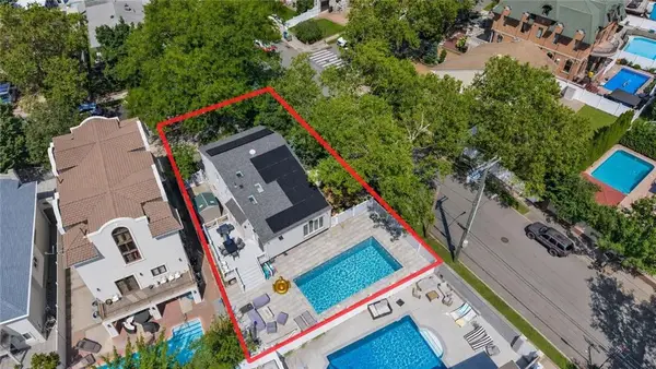 113 Barlow Drive, Brooklyn, NY 11234