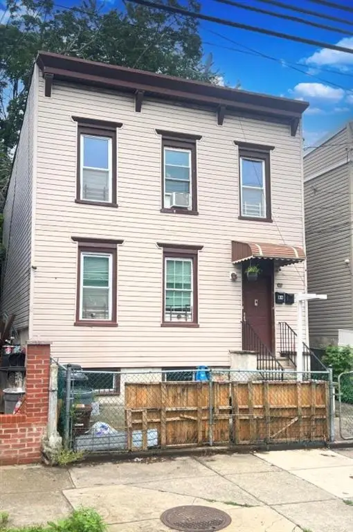 94 Gordon Street, Staten  Island, NY 10304