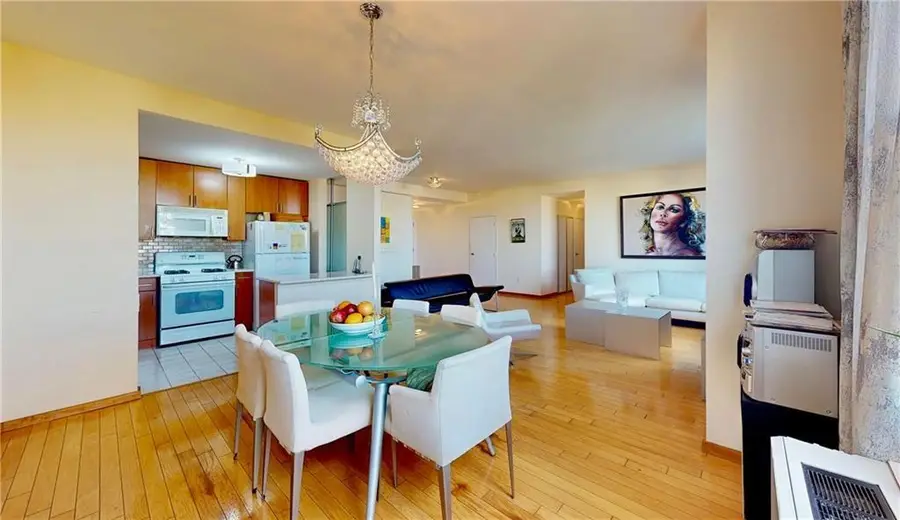 45 Oceana Drive East #7E, Brooklyn, NY 11235 - #3