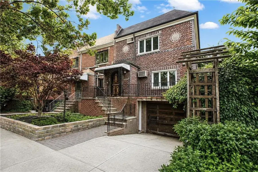 2 Micieli Place, Brooklyn, NY 11218 - #3