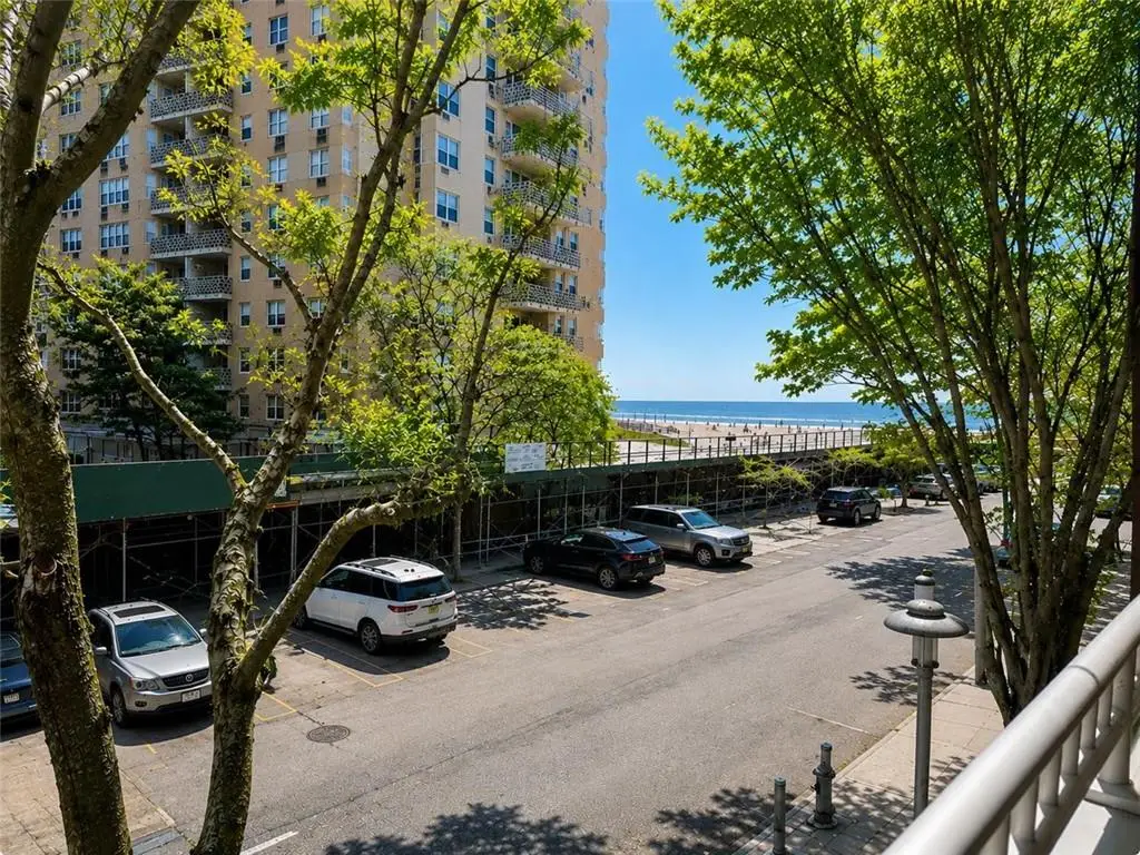 155 Oceana Drive East #2G, Brooklyn, NY 11235 - #1