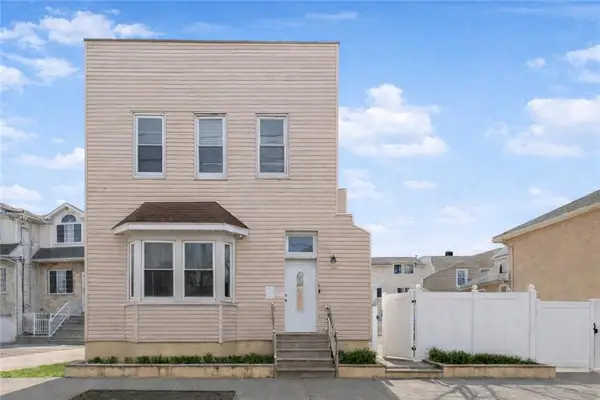 98 Robin Road, Staten  Island, NY 10305