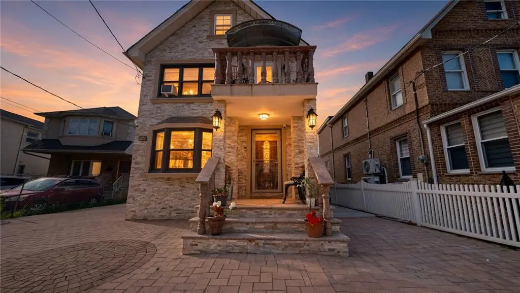 3985 Victory Boulevard, Staten Island, NY 10314 - #1
