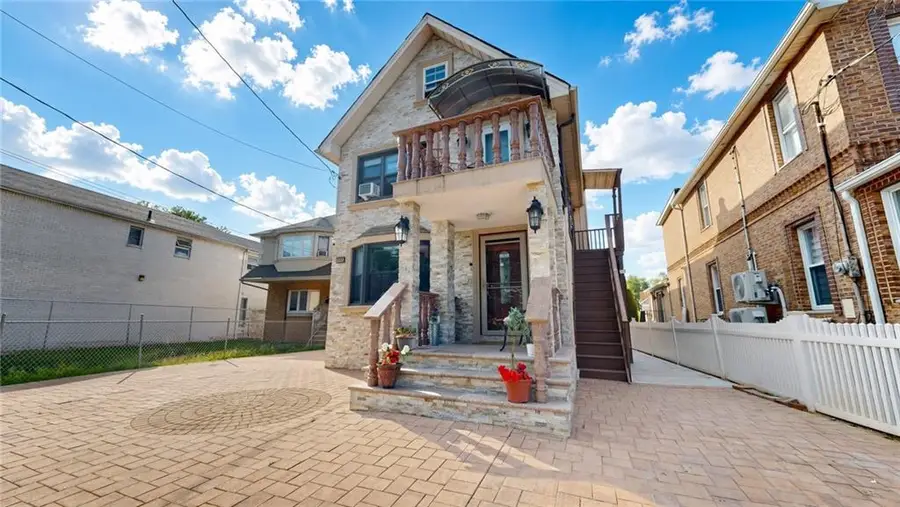 3985 Victory Boulevard, Staten Island, NY 10314 - #2