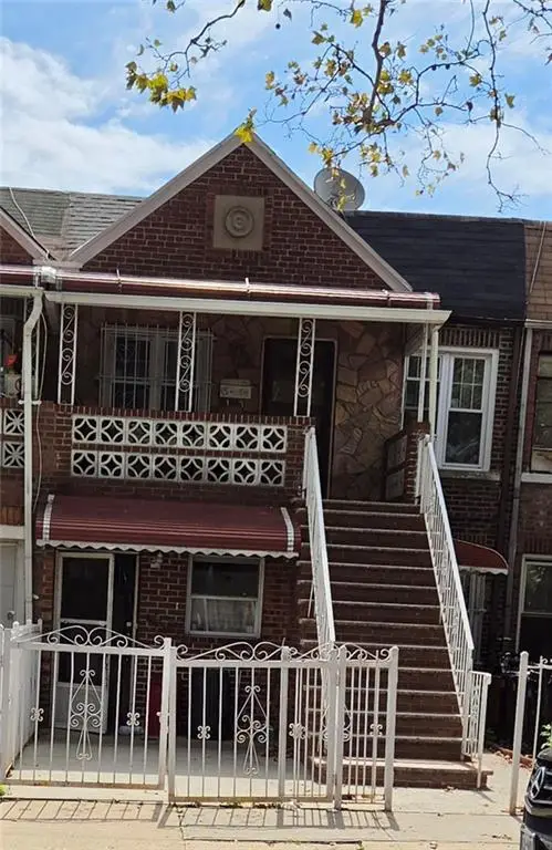 4504 Glendale Court, Brooklyn, NY 11234