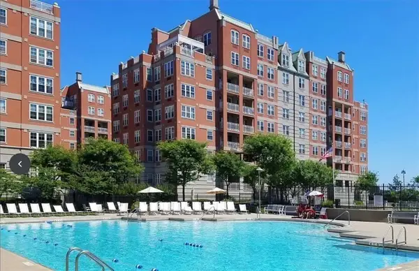 60 Oceana Drive West #10A, Brooklyn, NY 11235