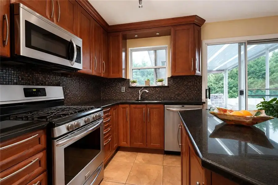 83 Lorraine Loop, Staten Island, NY 10309 - #3