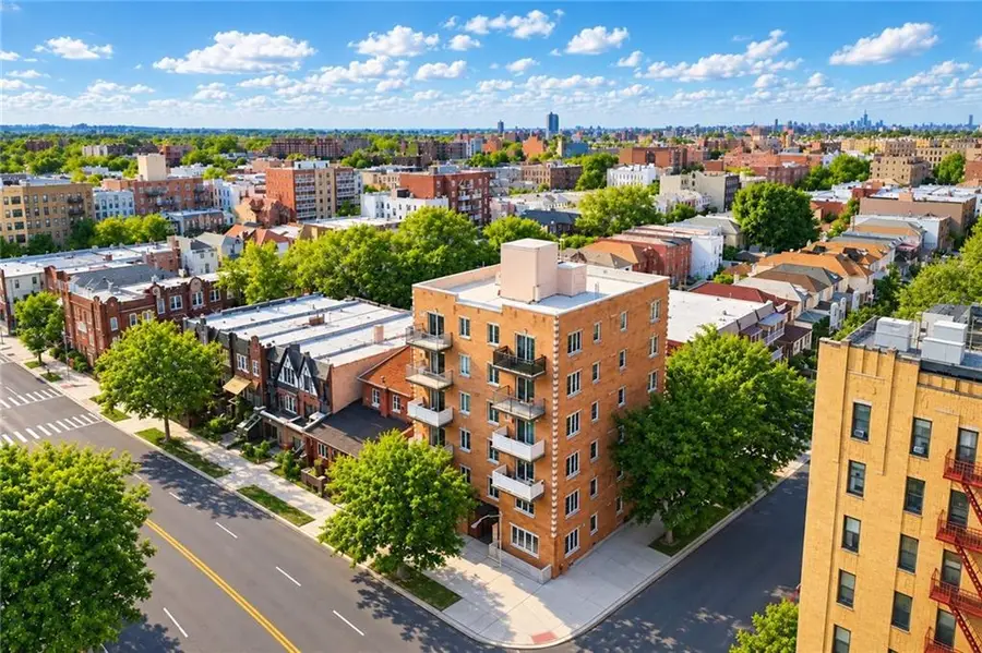 267 Avenue P #6B, Brooklyn, NY 11204 - #2