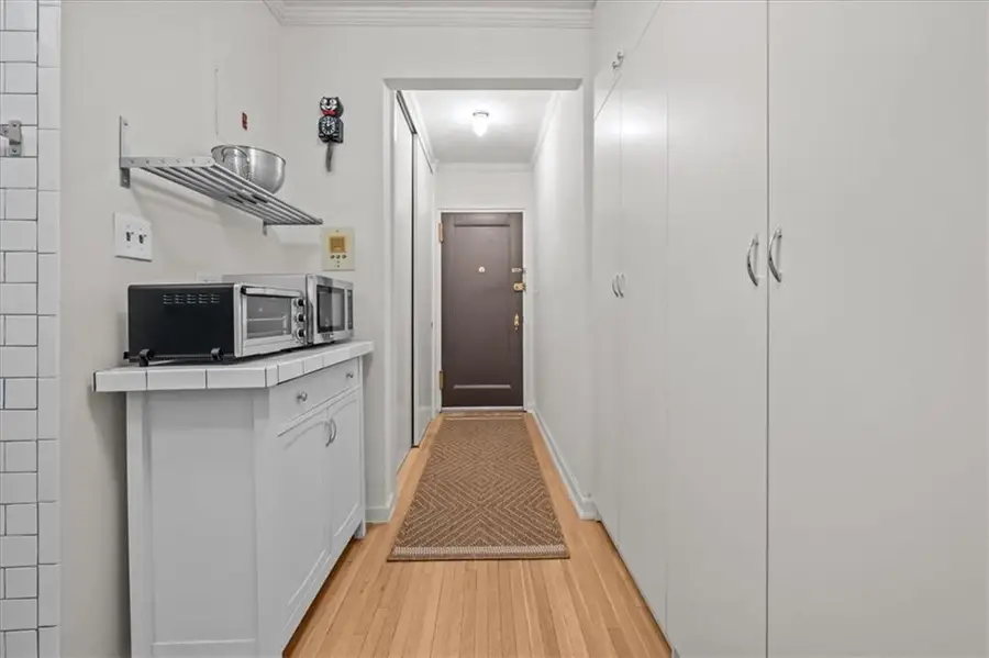 1125 Lorimer Street #2J, Brooklyn, NY 11222 - #3