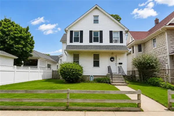 65 Saint Stephens Place, Staten  Island, NY 10306