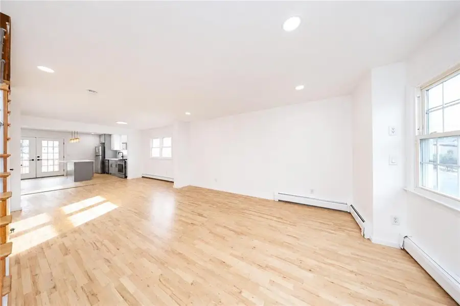 370 Atlantic Avenue, Staten Island, NY 10305 - #3